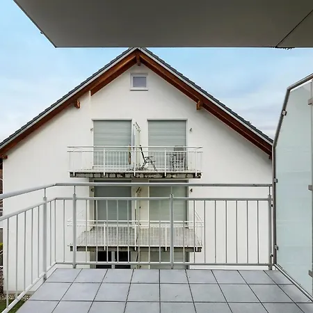 Wohlfuehl-apartment Mit Parklatz Und Zwei Balkonen - Sonnenlicht